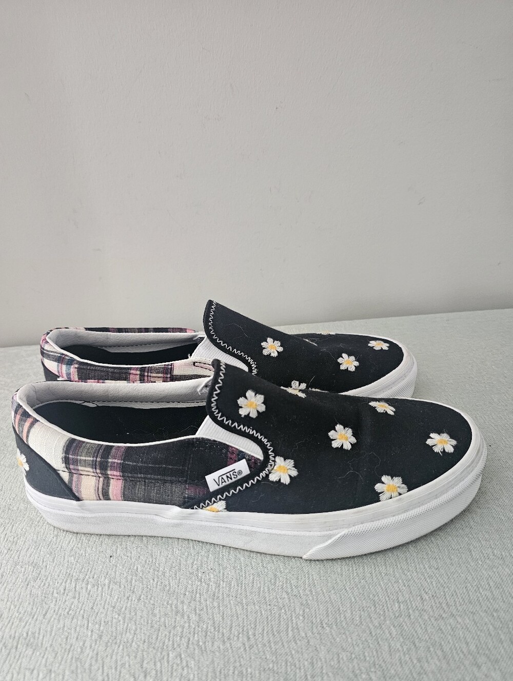 VANS Unisex Floral & Plaid Patchwork Classic Slip On Sneakers